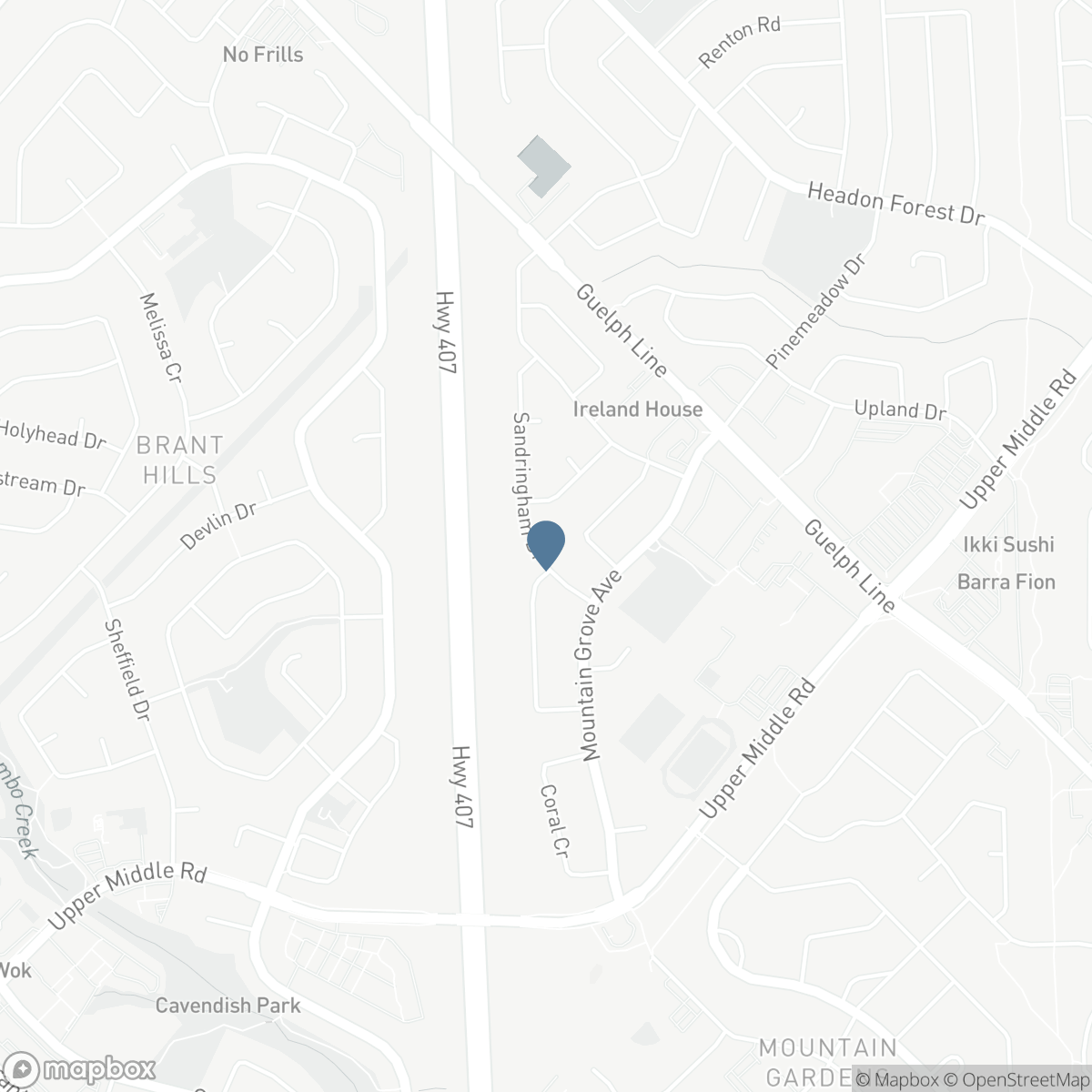 2145 SANDRINGHAM Drive, Burlington, Ontario L7P 1T8
